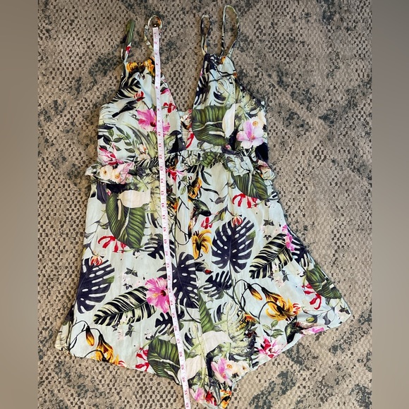 Parc & Lex Floral Romper Size M - Picture 9 of 11